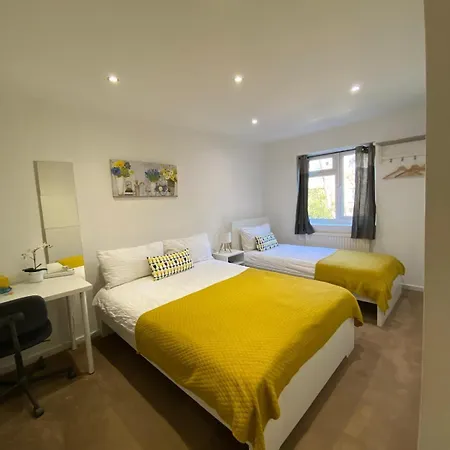 Fabulous Private Bedrooms Near Euston Station, Central London